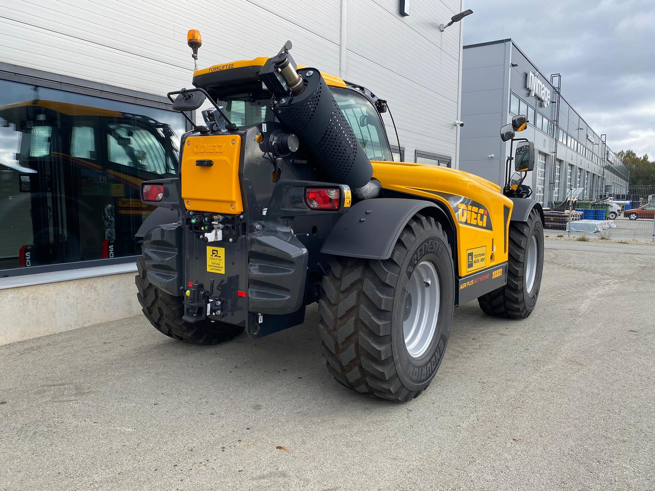 Dieci Agri Plus 42.7 VS EVO2 GD - Teleskopski rukovatelj: slika Dieci Agri Plus 42.7 VS EVO2 GD - Teleskopski rukovatelj Dieci Agri Plus 42.7 VS EVO2 GD - Teleskopski rukovatelj: slika Dieci Agri Plus 42.7 VS EVO2 GD - Teleskopski rukovatelj