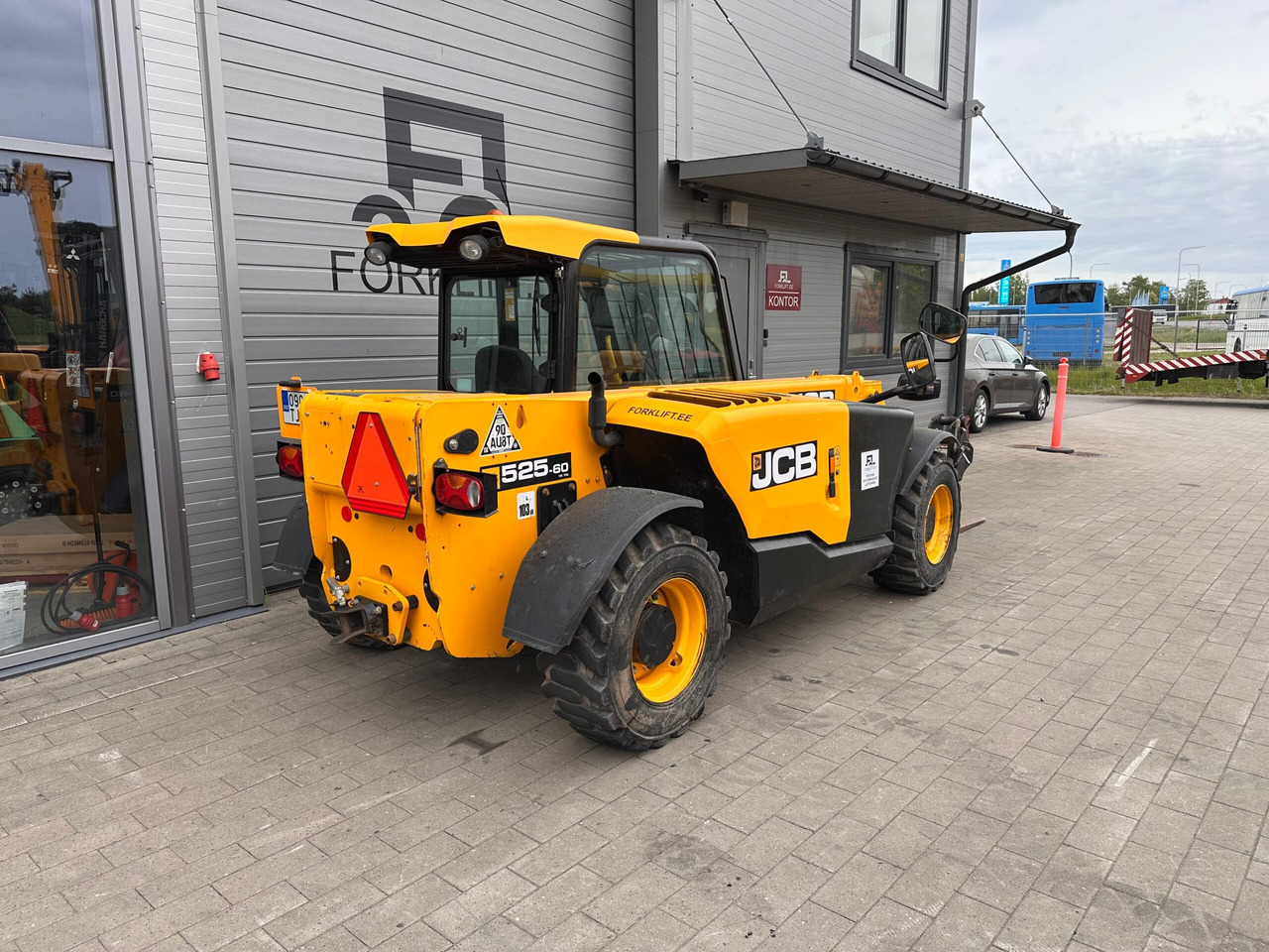 JCB 525-60 - Teleskopski rukovatelj: slika JCB 525-60 - Teleskopski rukovatelj JCB 525-60 - Teleskopski rukovatelj: slika JCB 525-60 - Teleskopski rukovatelj