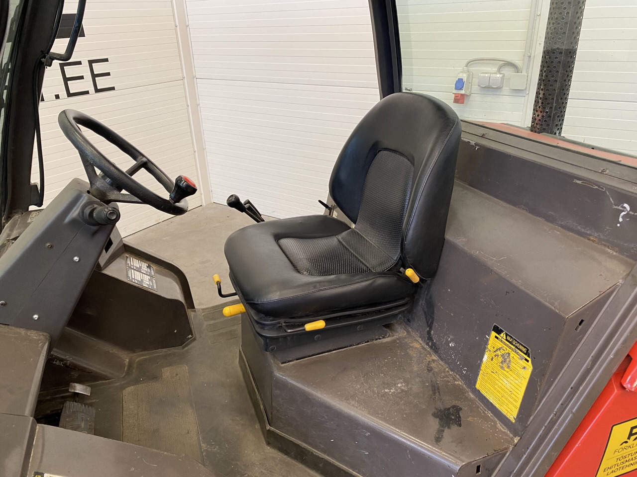 Manitou MSI30D - Diesel viličar: slika Manitou MSI30D - Diesel viličar Manitou MSI30D - Diesel viličar: slika Manitou MSI30D - Diesel viličar