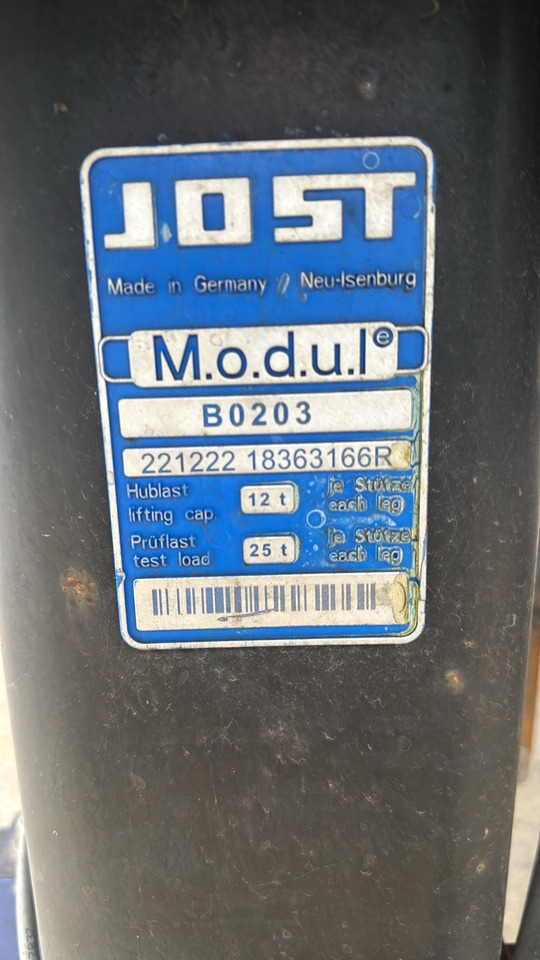 Jost B0203 12,5t - Utovarna rampa: slika Jost B0203 12,5t - Utovarna rampa Jost B0203 12,5t - Utovarna rampa: slika Jost B0203 12,5t - Utovarna rampa