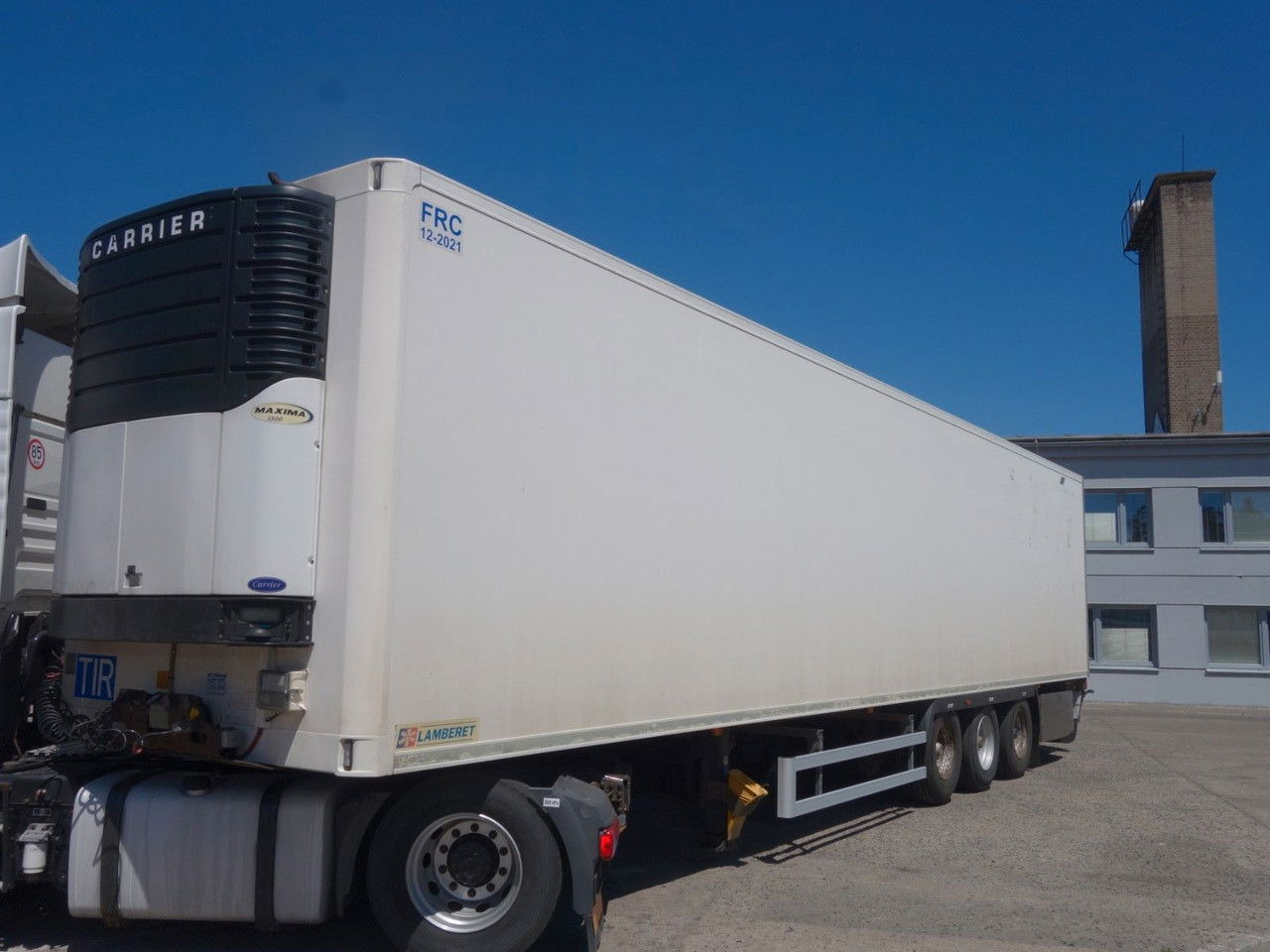 LAMBERET LVF S3 mit Carrier 1300, 2.400 BtS. - Poluprikolica hladnjača: slika LAMBERET LVF S3 mit Carrier 1300, 2.400 BtS. - Poluprikolica hladnjača LAMBERET LVF S3 mit Carrier 1300, 2.400 BtS. - Poluprikolica hladnjača: slika LAMBERET LVF S3 mit Carrier 1300, 2.400 BtS. - Poluprikolica hladnjača
