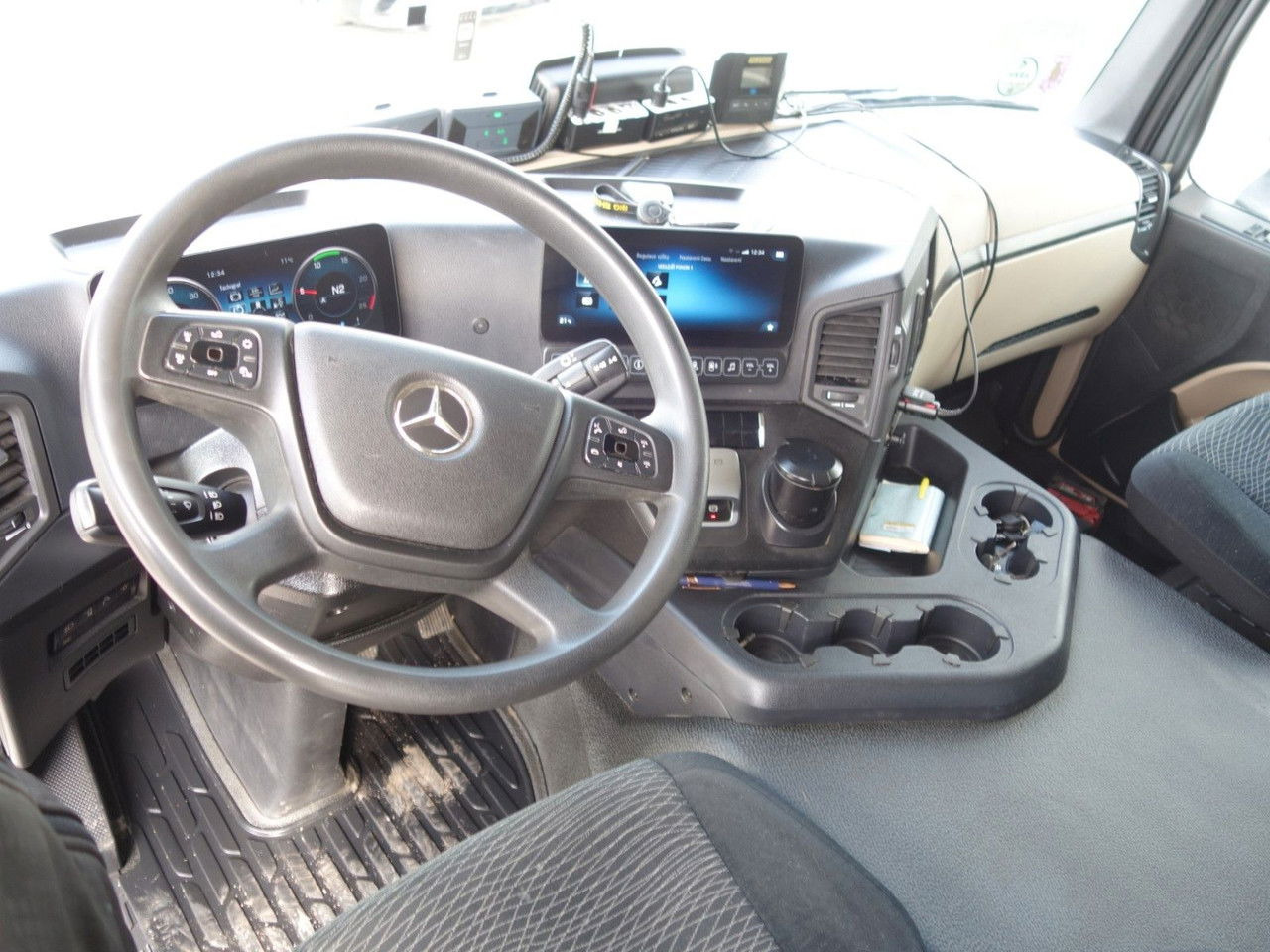 Autotransporter Mercedes-Benz Actros 1843 mit Kässbohrer Supertrans/Supertrans: slika Autotransporter Mercedes-Benz Actros 1843 mit Kässbohrer Supertrans/Supertrans Autotransporter Mercedes-Benz Actros 1843 mit Kässbohrer Supertrans/Supertrans: slika Autotransporter Mercedes-Benz Actros 1843 mit Kässbohrer Supertrans/Supertrans