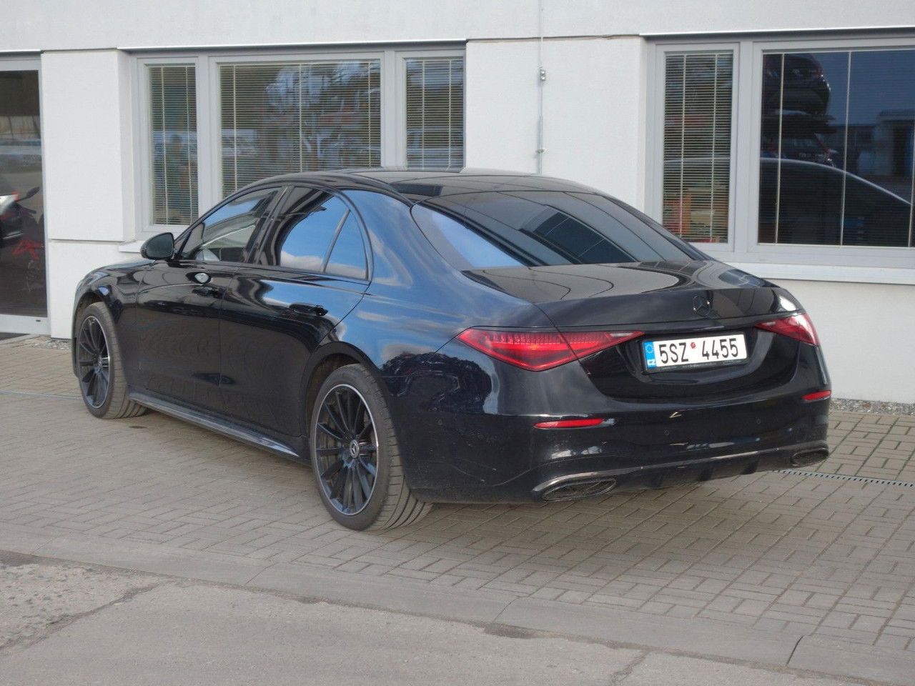 Mercedes-Benz S-klasse S400d 4Matic,AMG,Pano, Vollaust,Sthz,Garant10/27 - Limuzina: slika Mercedes-Benz S-klasse S400d 4Matic,AMG,Pano, Vollaust,Sthz,Garant10/27 - Limuzina Mercedes-Benz S-klasse S400d 4Matic,AMG,Pano, Vollaust,Sthz,Garant10/27 - Limuzina: slika Mercedes-Benz S-klasse S400d 4Matic,AMG,Pano, Vollaust,Sthz,Garant10/27 - Limuzina