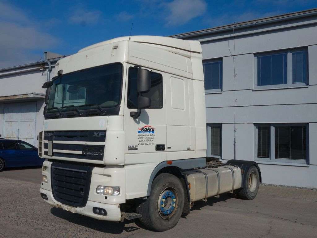 DAF XF 460 SC Standard Hydraulik - Tegljač: slika DAF XF 460 SC Standard Hydraulik - Tegljač DAF XF 460 SC Standard Hydraulik - Tegljač: slika DAF XF 460 SC Standard Hydraulik - Tegljač