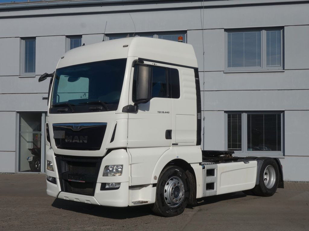 MAN TGX 18.440 XLX E6 ST, Retarder, Kompressor - Tegljač: slika MAN TGX 18.440 XLX E6 ST, Retarder, Kompressor - Tegljač MAN TGX 18.440 XLX E6 ST, Retarder, Kompressor - Tegljač: slika MAN TGX 18.440 XLX E6 ST, Retarder, Kompressor - Tegljač