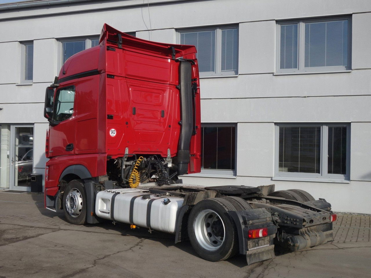 Mercedes-Benz Actros 1845 Lsnrl Lowdeck, 2 Stk. - Tegljač: slika Mercedes-Benz Actros 1845 Lsnrl Lowdeck, 2 Stk. - Tegljač Mercedes-Benz Actros 1845 Lsnrl Lowdeck, 2 Stk. - Tegljač: slika Mercedes-Benz Actros 1845 Lsnrl Lowdeck, 2 Stk. - Tegljač
