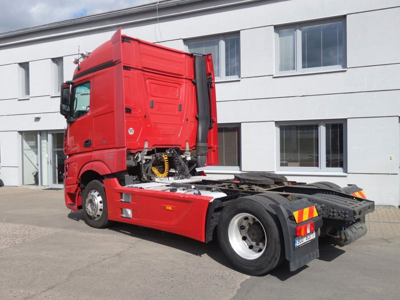 Mercedes-Benz Actros 1846 LS Standard Big Space - Tegljač: slika Mercedes-Benz Actros 1846 LS Standard Big Space - Tegljač Mercedes-Benz Actros 1846 LS Standard Big Space - Tegljač: slika Mercedes-Benz Actros 1846 LS Standard Big Space - Tegljač