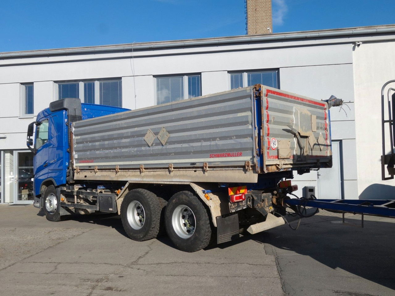 Volvo FH 13.500 6x4 Dreiseitenkipper - Kiper: slika Volvo FH 13.500 6x4 Dreiseitenkipper - Kiper Volvo FH 13.500 6x4 Dreiseitenkipper - Kiper: slika Volvo FH 13.500 6x4 Dreiseitenkipper - Kiper