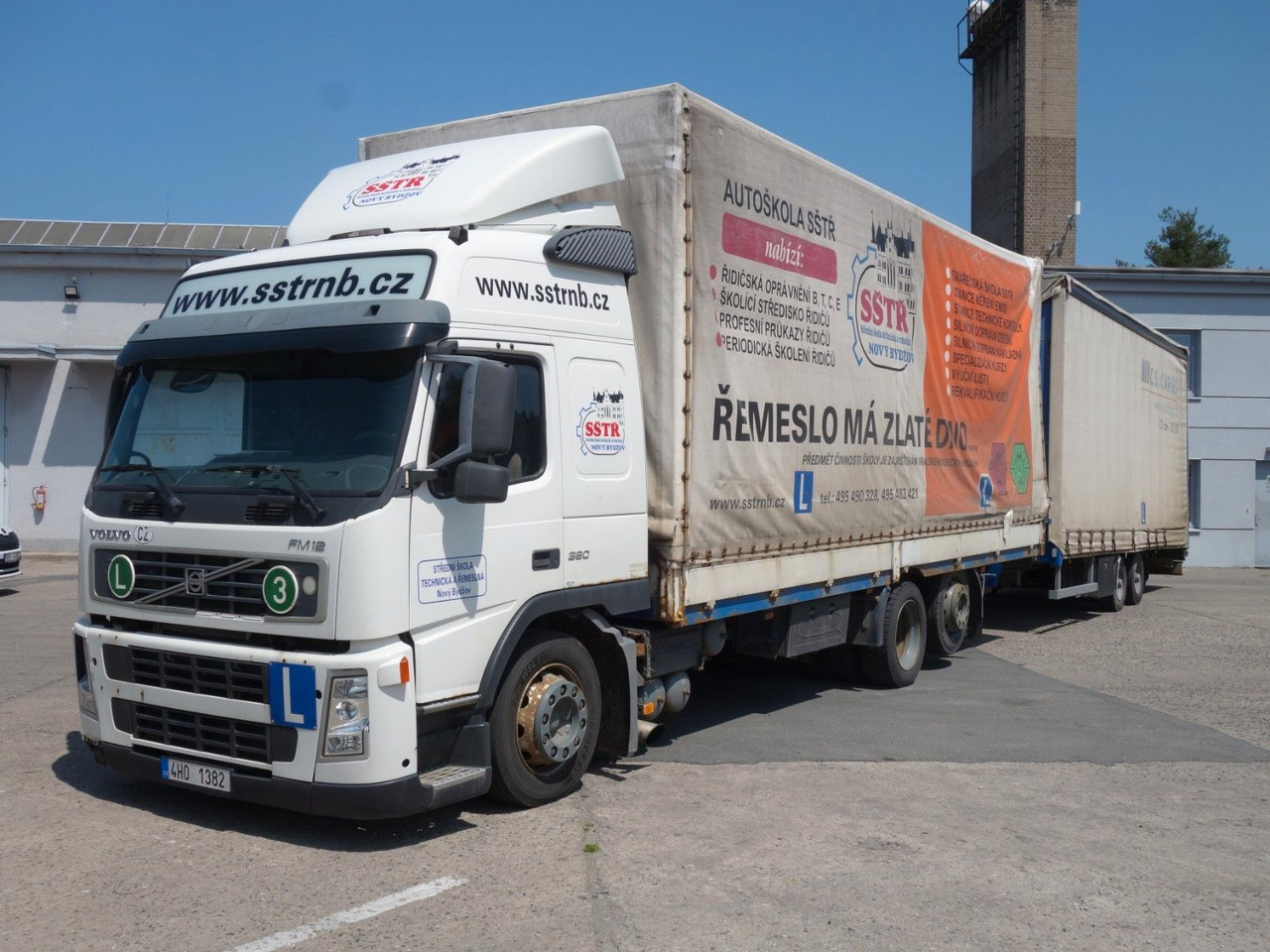 Volvo FM 380 6x2 + Panav Anhänger - Kamion s ceradom: slika Volvo FM 380 6x2 + Panav Anhänger - Kamion s ceradom Volvo FM 380 6x2 + Panav Anhänger - Kamion s ceradom: slika Volvo FM 380 6x2 + Panav Anhänger - Kamion s ceradom