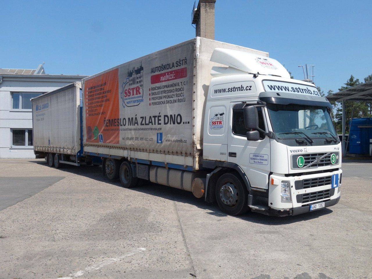 Volvo FM 380 6x2 + Panav Anhänger - Kamion s ceradom: slika Volvo FM 380 6x2 + Panav Anhänger - Kamion s ceradom Volvo FM 380 6x2 + Panav Anhänger - Kamion s ceradom: slika Volvo FM 380 6x2 + Panav Anhänger - Kamion s ceradom