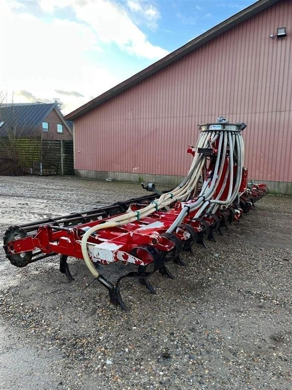 AP 8m Sortjords nedfælder m/ pakkevalse - Deponator gnojnice: slika AP 8m Sortjords nedfælder m/ pakkevalse - Deponator gnojnice AP 8m Sortjords nedfælder m/ pakkevalse - Deponator gnojnice: slika AP 8m Sortjords nedfælder m/ pakkevalse - Deponator gnojnice