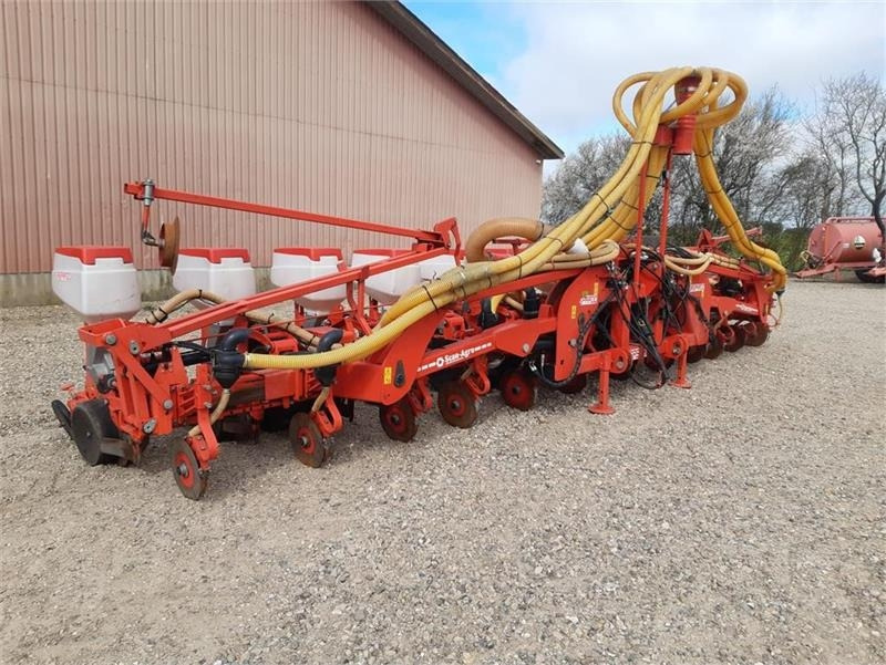 Maschio Gaspardo Manta XL 12 rk med PA1 fronttank - Sijačica: slika Maschio Gaspardo Manta XL 12 rk med PA1 fronttank - Sijačica Maschio Gaspardo Manta XL 12 rk med PA1 fronttank - Sijačica: slika Maschio Gaspardo Manta XL 12 rk med PA1 fronttank - Sijačica