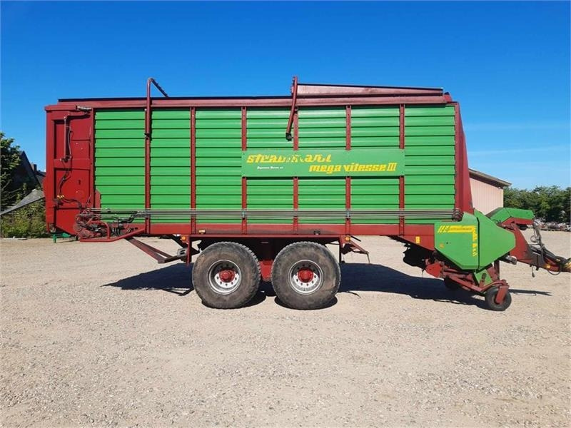 Strautmann Mega Vitesse III - Prikolica za poljoprivredna gospodarstva: slika Strautmann Mega Vitesse III - Prikolica za poljoprivredna gospodarstva Strautmann Mega Vitesse III - Prikolica za poljoprivredna gospodarstva: slika Strautmann Mega Vitesse III - Prikolica za poljoprivredna gospodarstva