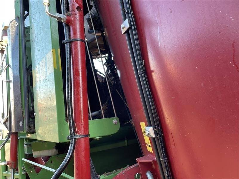 Vagon-miješalica za krmivo Strautmann Verti-Mix SF1702 Selvkørende blander: slika Vagon-miješalica za krmivo Strautmann Verti-Mix SF1702 Selvkørende blander