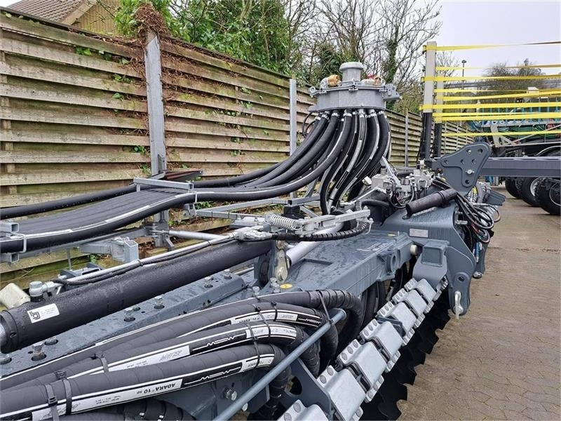 Volmer TRG W8000 - Deponator gnojnice: slika Volmer TRG W8000 - Deponator gnojnice Volmer TRG W8000 - Deponator gnojnice: slika Volmer TRG W8000 - Deponator gnojnice