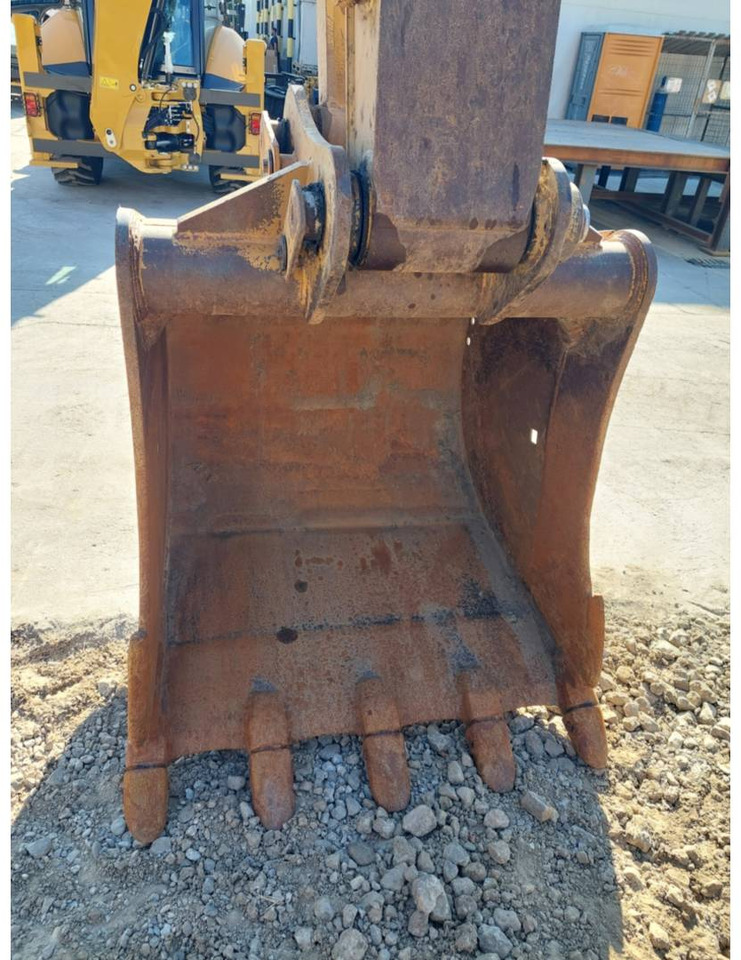 Bager gusjeničar CAT 320EL: slika Bager gusjeničar CAT 320EL