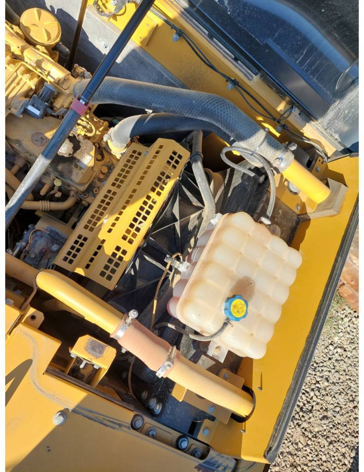Bager gusjeničar CAT 320EL: slika Bager gusjeničar CAT 320EL