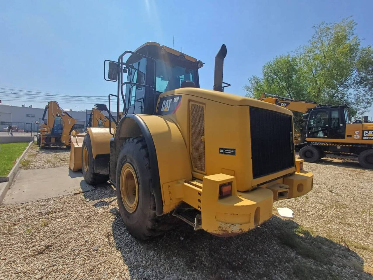 CAT 950 H - Utovarivač na kotačima: slika CAT 950 H - Utovarivač na kotačima CAT 950 H - Utovarivač na kotačima: slika CAT 950 H - Utovarivač na kotačima