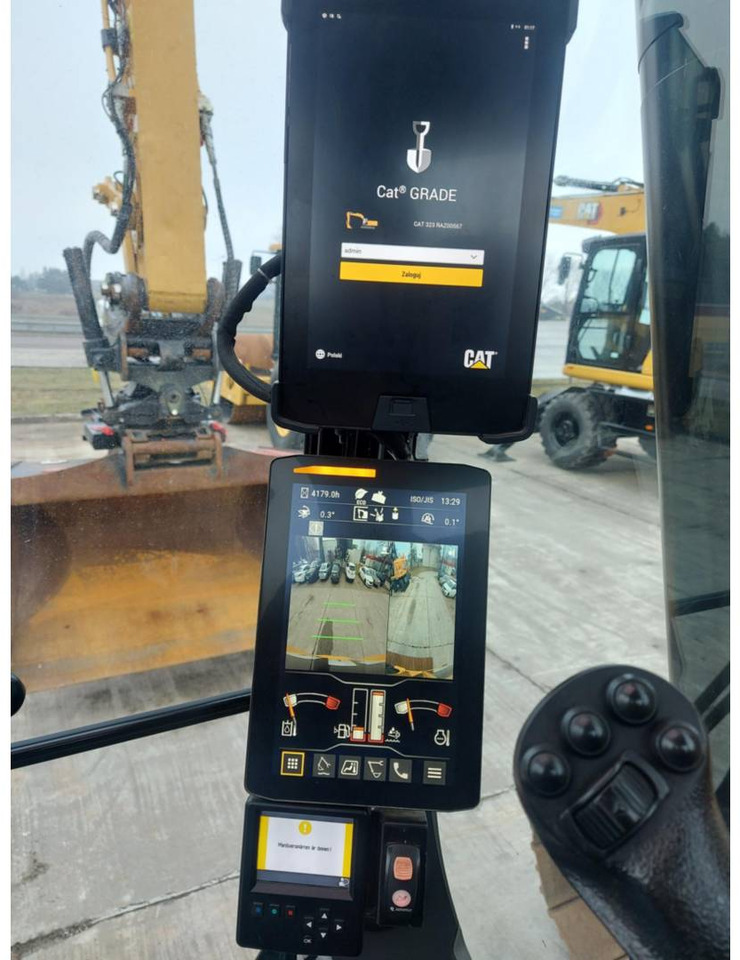 CAT 323 - Bager gusjeničar: slika CAT 323 - Bager gusjeničar CAT 323 - Bager gusjeničar: slika CAT 323 - Bager gusjeničar