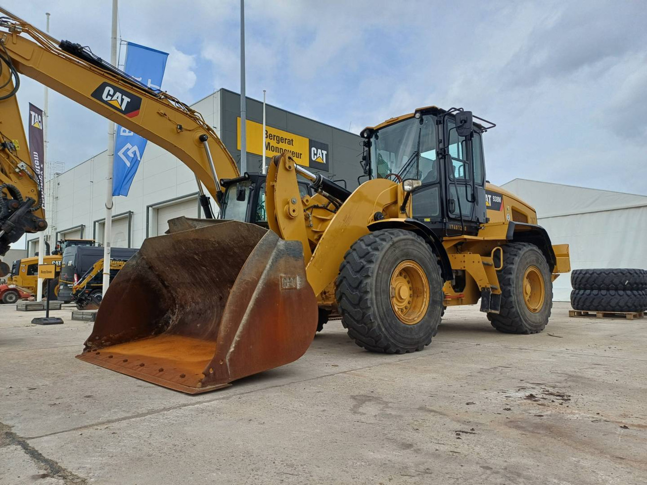 CAT 938M - Utovarivač na kotačima: slika CAT 938M - Utovarivač na kotačima CAT 938M - Utovarivač na kotačima: slika CAT 938M - Utovarivač na kotačima