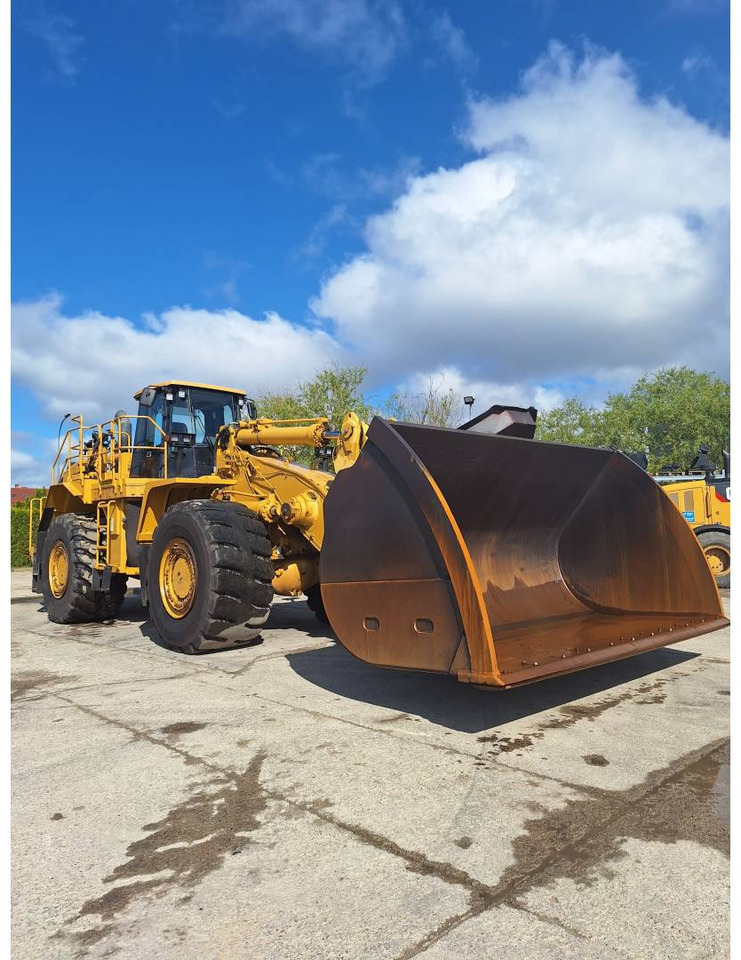 CAT 988H - Utovarivač na kotačima: slika CAT 988H - Utovarivač na kotačima CAT 988H - Utovarivač na kotačima: slika CAT 988H - Utovarivač na kotačima