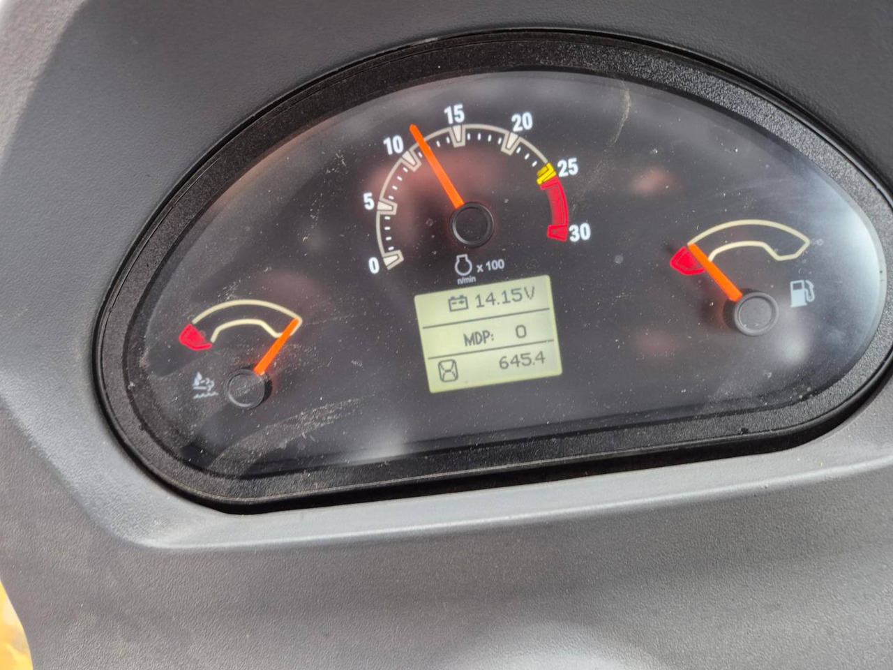 CAT CS12GC - Kompaktor: slika CAT CS12GC - Kompaktor CAT CS12GC - Kompaktor: slika CAT CS12GC - Kompaktor