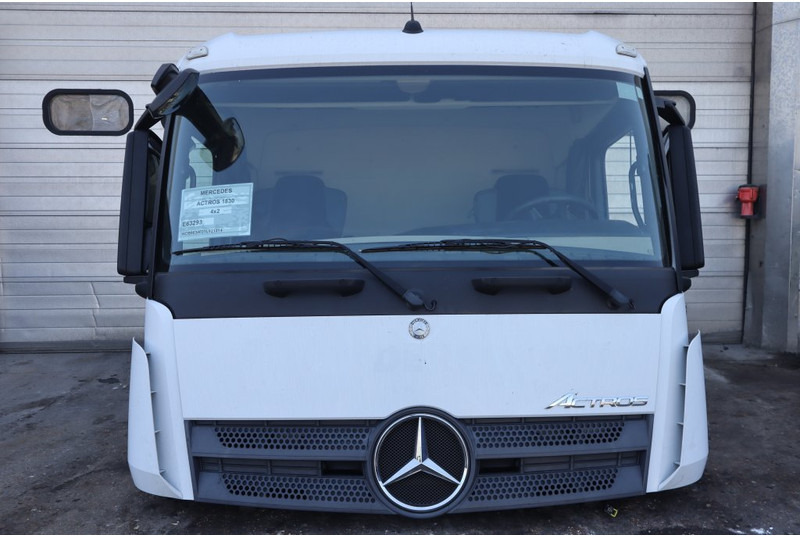 Mercedes-Benz AROCS L-CAB STREAMSPACE 2.3 96082015921314 - Kabina i unutrašnjost za Kamion: slika Mercedes-Benz AROCS L-CAB STREAMSPACE 2.3 96082015921314 - Kabina i unutrašnjost za Kamion Mercedes-Benz AROCS L-CAB STREAMSPACE 2.3 96082015921314 - Kabina i unutrašnjost za Kamion: slika Mercedes-Benz AROCS L-CAB STREAMSPACE 2.3 96082015921314 - Kabina i unutrašnjost za Kamion