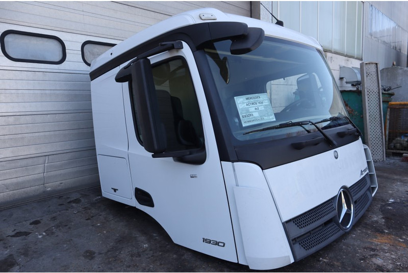Mercedes-Benz AROCS L-CAB STREAMSPACE 2.3 96082015921314 - Kabina i unutrašnjost za Kamion: slika Mercedes-Benz AROCS L-CAB STREAMSPACE 2.3 96082015921314 - Kabina i unutrašnjost za Kamion Mercedes-Benz AROCS L-CAB STREAMSPACE 2.3 96082015921314 - Kabina i unutrašnjost za Kamion: slika Mercedes-Benz AROCS L-CAB STREAMSPACE 2.3 96082015921314 - Kabina i unutrašnjost za Kamion