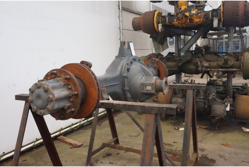 Mercedes-Benz R390-11/C-19.5 I=3.909 771 111 P 803860 - Stražnja osovina za Kamion: slika Mercedes-Benz R390-11/C-19.5 I=3.909 771 111 P 803860 - Stražnja osovina za Kamion Mercedes-Benz R390-11/C-19.5 I=3.909 771 111 P 803860 - Stražnja osovina za Kamion: slika Mercedes-Benz R390-11/C-19.5 I=3.909 771 111 P 803860 - Stražnja osovina za Kamion