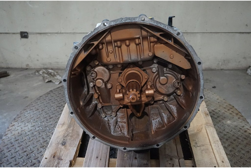 ZF 12AS2130DD TGS 81.32004-6257 - Mjenjač za Kamion: slika ZF 12AS2130DD TGS 81.32004-6257 - Mjenjač za Kamion ZF 12AS2130DD TGS 81.32004-6257 - Mjenjač za Kamion: slika ZF 12AS2130DD TGS 81.32004-6257 - Mjenjač za Kamion