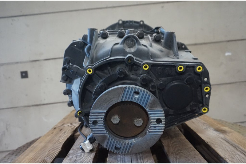 ZF 12AS2130DD TGS 81.32004-6257 - Mjenjač za Kamion: slika ZF 12AS2130DD TGS 81.32004-6257 - Mjenjač za Kamion ZF 12AS2130DD TGS 81.32004-6257 - Mjenjač za Kamion: slika ZF 12AS2130DD TGS 81.32004-6257 - Mjenjač za Kamion