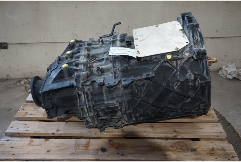ZF 12AS2130DD TGS 81.32004-6257 - Mjenjač za Kamion: slika ZF 12AS2130DD TGS 81.32004-6257 - Mjenjač za Kamion ZF 12AS2130DD TGS 81.32004-6257 - Mjenjač za Kamion: slika ZF 12AS2130DD TGS 81.32004-6257 - Mjenjač za Kamion