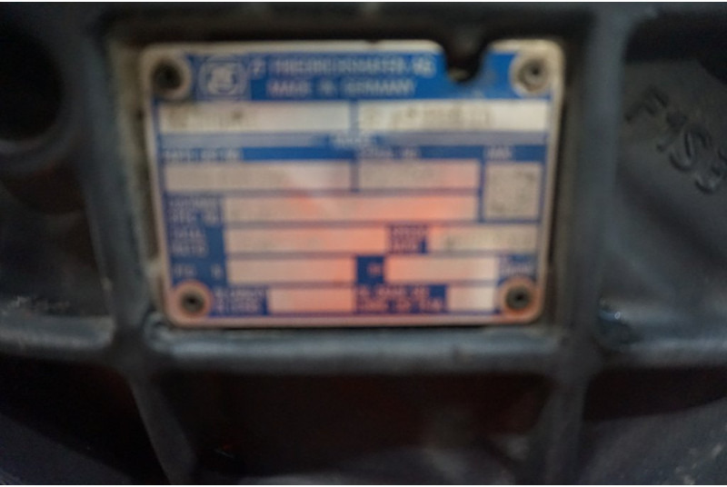 ZF 12AS2130DD TGS - Mjenjač za Kamion: slika ZF 12AS2130DD TGS - Mjenjač za Kamion ZF 12AS2130DD TGS - Mjenjač za Kamion: slika ZF 12AS2130DD TGS - Mjenjač za Kamion
