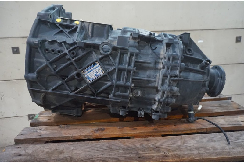 ZF 12AS2130DD TGS - Mjenjač za Kamion: slika ZF 12AS2130DD TGS - Mjenjač za Kamion ZF 12AS2130DD TGS - Mjenjač za Kamion: slika ZF 12AS2130DD TGS - Mjenjač za Kamion