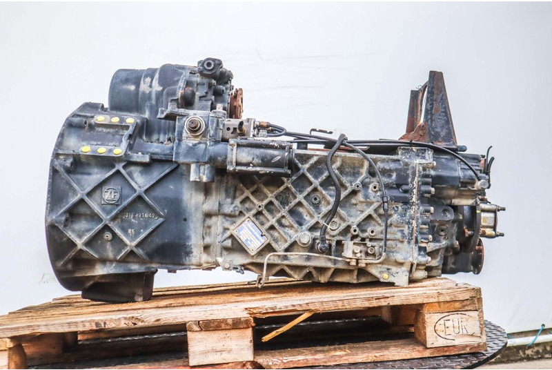 ZF 16S25220OD+NMV221 81.32004-6031 - Mjenjač za Kamion: slika ZF 16S25220OD+NMV221 81.32004-6031 - Mjenjač za Kamion ZF 16S25220OD+NMV221 81.32004-6031 - Mjenjač za Kamion: slika ZF 16S25220OD+NMV221 81.32004-6031 - Mjenjač za Kamion