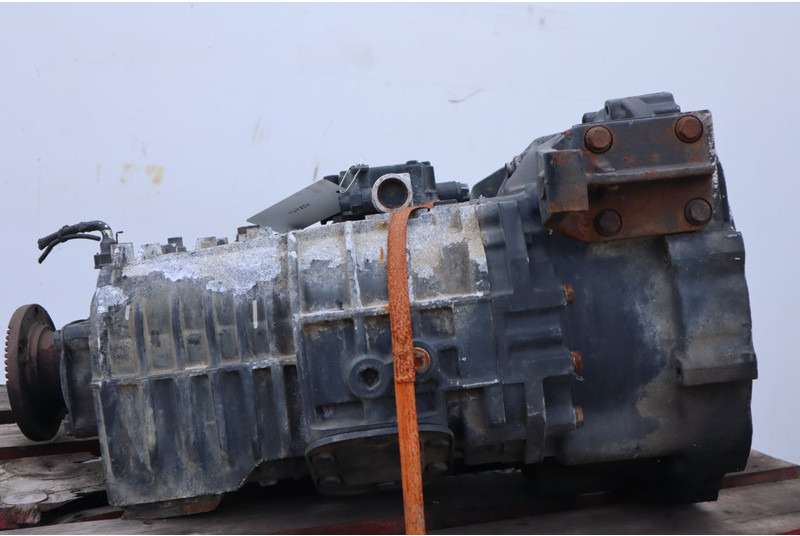 ZF S6-36 - Mjenjač za Kamion: slika ZF S6-36 - Mjenjač za Kamion ZF S6-36 - Mjenjač za Kamion: slika ZF S6-36 - Mjenjač za Kamion