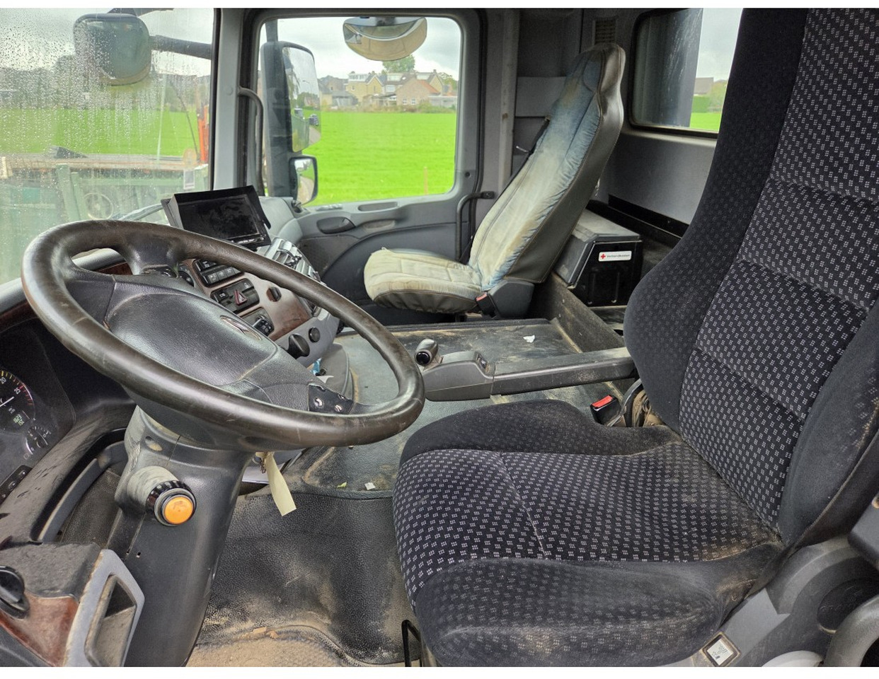 Kiper, Kamion s kranom MERCEDESA CTROS 3341 6X4 TIPPER CRANE FASSI F105: slika Kiper, Kamion s kranom MERCEDESA CTROS 3341 6X4 TIPPER CRANE FASSI F105 Kiper, Kamion s kranom MERCEDESA CTROS 3341 6X4 TIPPER CRANE FASSI F105: slika Kiper, Kamion s kranom MERCEDESA CTROS 3341 6X4 TIPPER CRANE FASSI F105