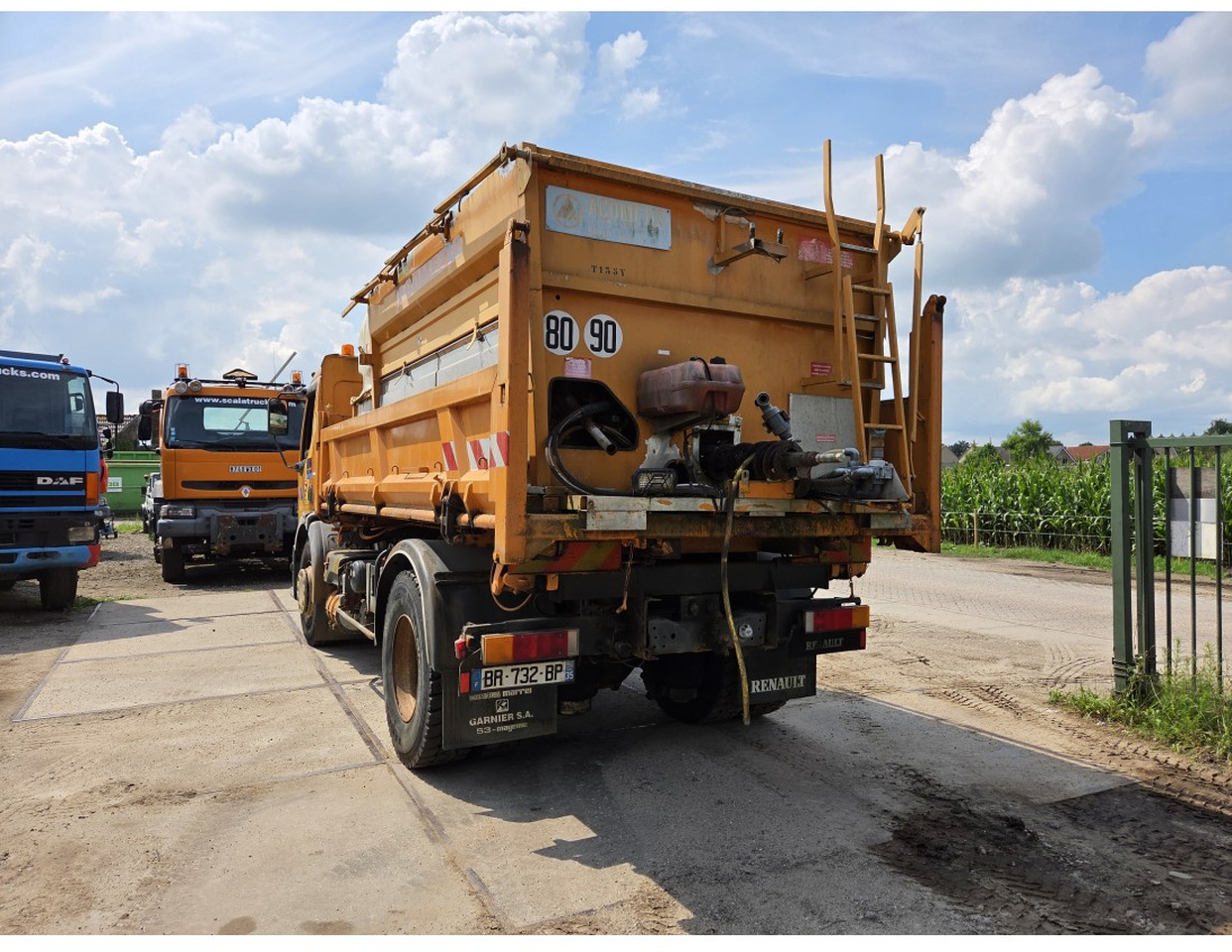 Renault Premium 300 4x2 Tipper Gritter Manual Gearbox Mechanical pump Pomp - Kiper: slika Renault Premium 300 4x2 Tipper Gritter Manual Gearbox Mechanical pump Pomp - Kiper Renault Premium 300 4x2 Tipper Gritter Manual Gearbox Mechanical pump Pomp - Kiper: slika Renault Premium 300 4x2 Tipper Gritter Manual Gearbox Mechanical pump Pomp - Kiper