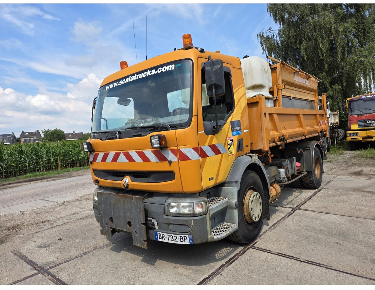 Renault Premium 300 4x2 Tipper Gritter Manual Gearbox Mechanical pump Pomp - Kiper: slika Renault Premium 300 4x2 Tipper Gritter Manual Gearbox Mechanical pump Pomp - Kiper Renault Premium 300 4x2 Tipper Gritter Manual Gearbox Mechanical pump Pomp - Kiper: slika Renault Premium 300 4x2 Tipper Gritter Manual Gearbox Mechanical pump Pomp - Kiper