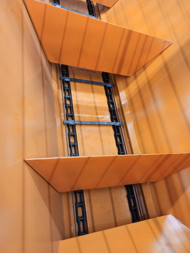 TICAB Sand and Salt Spreader,6/9mᵌ,9/12t of sand,Manufaсturer - Namjenska/ Posebna vozila: slika TICAB Sand and Salt Spreader,6/9mᵌ,9/12t of sand,Manufaсturer - Namjenska/ Posebna vozila TICAB Sand and Salt Spreader,6/9mᵌ,9/12t of sand,Manufaсturer - Namjenska/ Posebna vozila: slika TICAB Sand and Salt Spreader,6/9mᵌ,9/12t of sand,Manufaсturer - Namjenska/ Posebna vozila