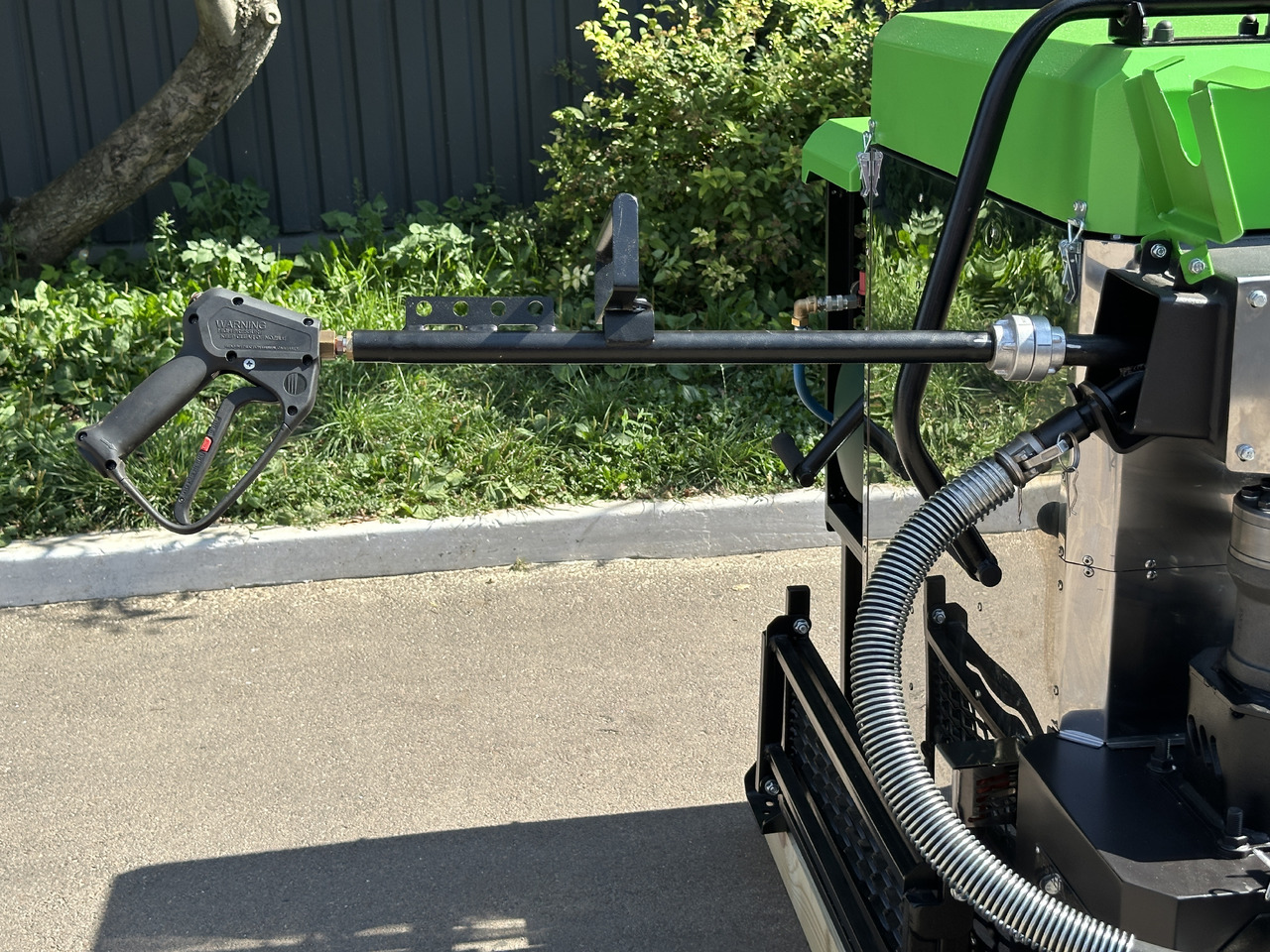 TICAB Crack sealing machine , 120 l, Asphalt crack filler, Manufacturer - Finišer za asfalt: slika TICAB Crack sealing machine , 120 l, Asphalt crack filler, Manufacturer - Finišer za asfalt TICAB Crack sealing machine , 120 l, Asphalt crack filler, Manufacturer - Finišer za asfalt: slika TICAB Crack sealing machine , 120 l, Asphalt crack filler, Manufacturer - Finišer za asfalt