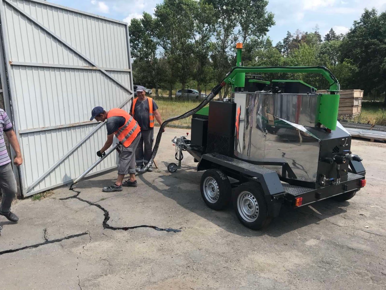 TICAB Сrack Sealing Machine,Asphalt Crack Fill Machine,500 L, Manufacturer, mašīna asfalta šuvju un plaisu aizpildīšanai BPM-500 - Stroj za asfaltiranje: slika TICAB Сrack Sealing Machine,Asphalt Crack Fill Machine,500 L, Manufacturer, mašīna asfalta šuvju un plaisu aizpildīšanai BPM-500 - Stroj za asfaltiranje TICAB Сrack Sealing Machine,Asphalt Crack Fill Machine,500 L, Manufacturer, mašīna asfalta šuvju un plaisu aizpildīšanai BPM-500 - Stroj za asfaltiranje: slika TICAB Сrack Sealing Machine,Asphalt Crack Fill Machine,500 L, Manufacturer, mašīna asfalta šuvju un plaisu aizpildīšanai BPM-500 - Stroj za asfaltiranje