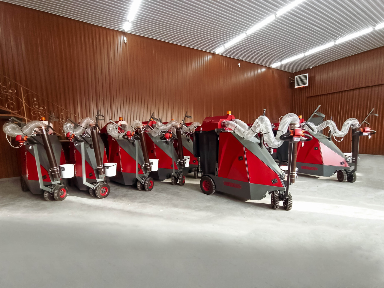 ТІСАВ Street Vacuum Cleaner, Outdoor Vacuum Sweeper, Manufacturer, City Ant - Industrijski usisavač: slika ТІСАВ Street Vacuum Cleaner, Outdoor Vacuum Sweeper, Manufacturer, City Ant - Industrijski usisavač ТІСАВ Street Vacuum Cleaner, Outdoor Vacuum Sweeper, Manufacturer, City Ant - Industrijski usisavač: slika ТІСАВ Street Vacuum Cleaner, Outdoor Vacuum Sweeper, Manufacturer, City Ant - Industrijski usisavač