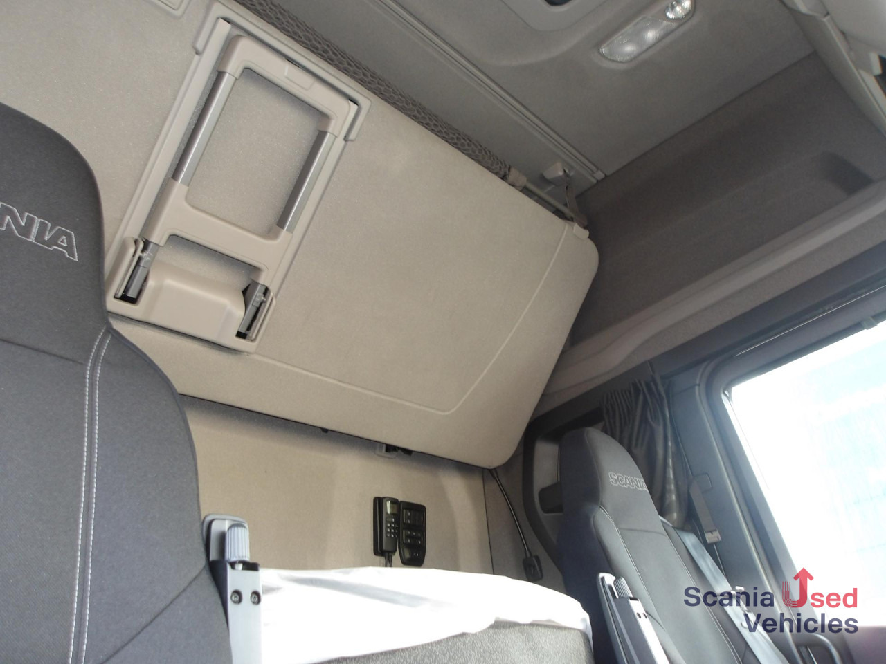 Tegljač SCANIA R 460 EB - MEGA - HIGHLINE - 2x TANKs - ACC: slika Tegljač SCANIA R 460 EB - MEGA - HIGHLINE - 2x TANKs - ACC