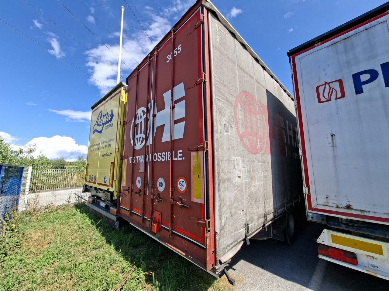 H&W HWTPAS18 - Poluprikolica s ceradom: slika H&W HWTPAS18 - Poluprikolica s ceradom H&W HWTPAS18 - Poluprikolica s ceradom: slika H&W HWTPAS18 - Poluprikolica s ceradom