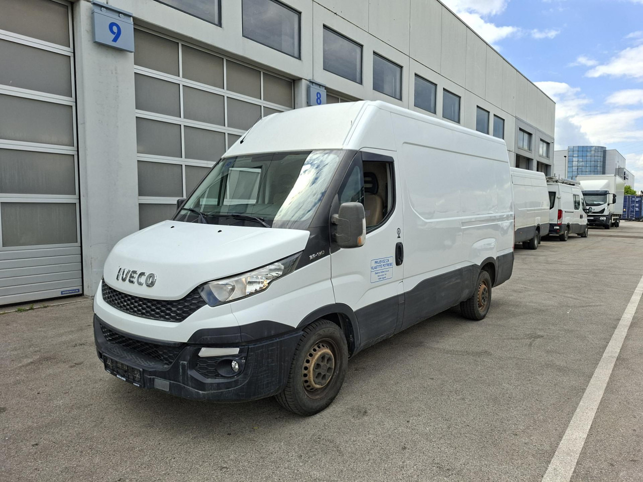 IVECO Daily 35S13V - Putnički kombi: slika IVECO Daily 35S13V - Putnički kombi IVECO Daily 35S13V - Putnički kombi: slika IVECO Daily 35S13V - Putnički kombi