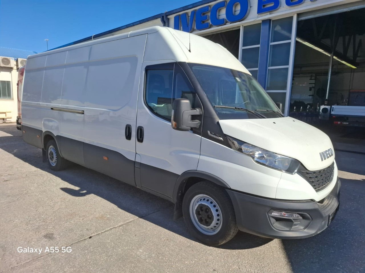 IVECO Daily 35S16V - Putnički kombi: slika IVECO Daily 35S16V - Putnički kombi IVECO Daily 35S16V - Putnički kombi: slika IVECO Daily 35S16V - Putnički kombi