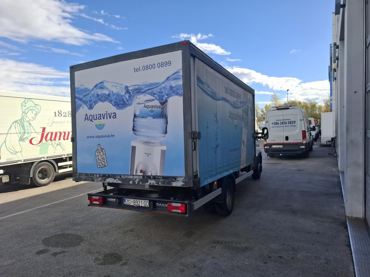 IVECO Daily 70C15 - Dostavno vozilo s ceradom: slika IVECO Daily 70C15 - Dostavno vozilo s ceradom IVECO Daily 70C15 - Dostavno vozilo s ceradom: slika IVECO Daily 70C15 - Dostavno vozilo s ceradom