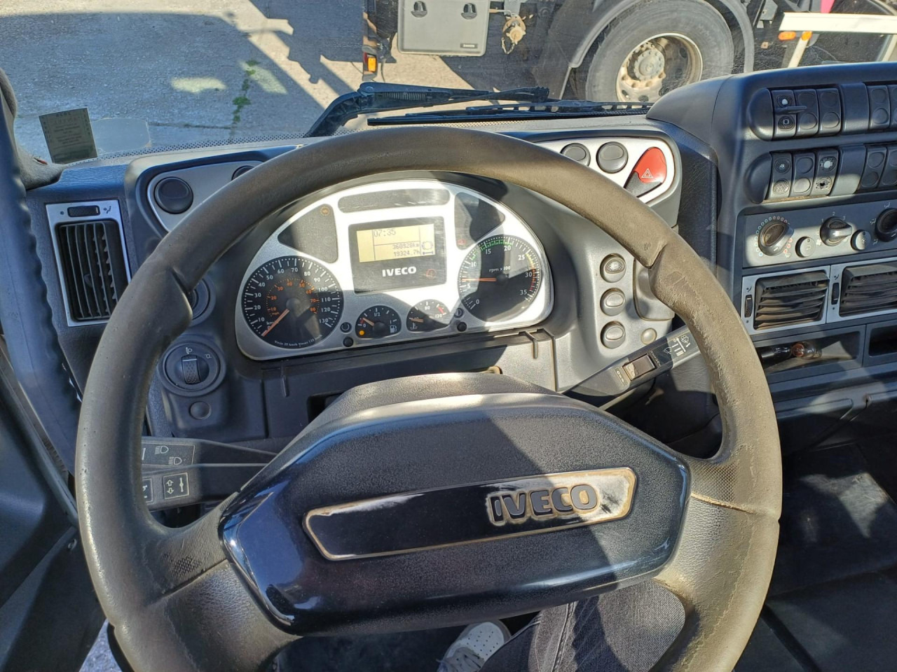IVECO Daily Eurocargo ML180E28/P - Kiper: slika IVECO Daily Eurocargo ML180E28/P - Kiper IVECO Daily Eurocargo ML180E28/P - Kiper: slika IVECO Daily Eurocargo ML180E28/P - Kiper