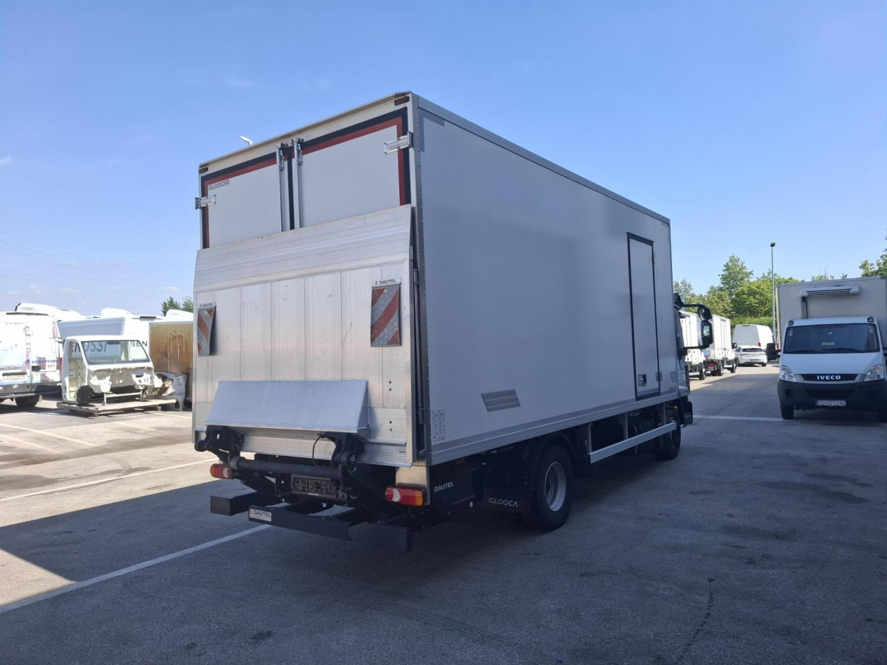 IVECO Eurocargo ML120EL21/P - Kamion hladnjača: slika IVECO Eurocargo ML120EL21/P - Kamion hladnjača IVECO Eurocargo ML120EL21/P - Kamion hladnjača: slika IVECO Eurocargo ML120EL21/P - Kamion hladnjača